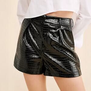 Express Black Faux Leather Croc Embossed Shorts Size 4